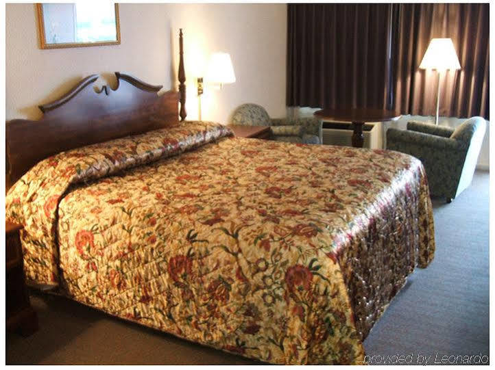 Red Carpet Inn And Suites Скрантон Экстерьер фото